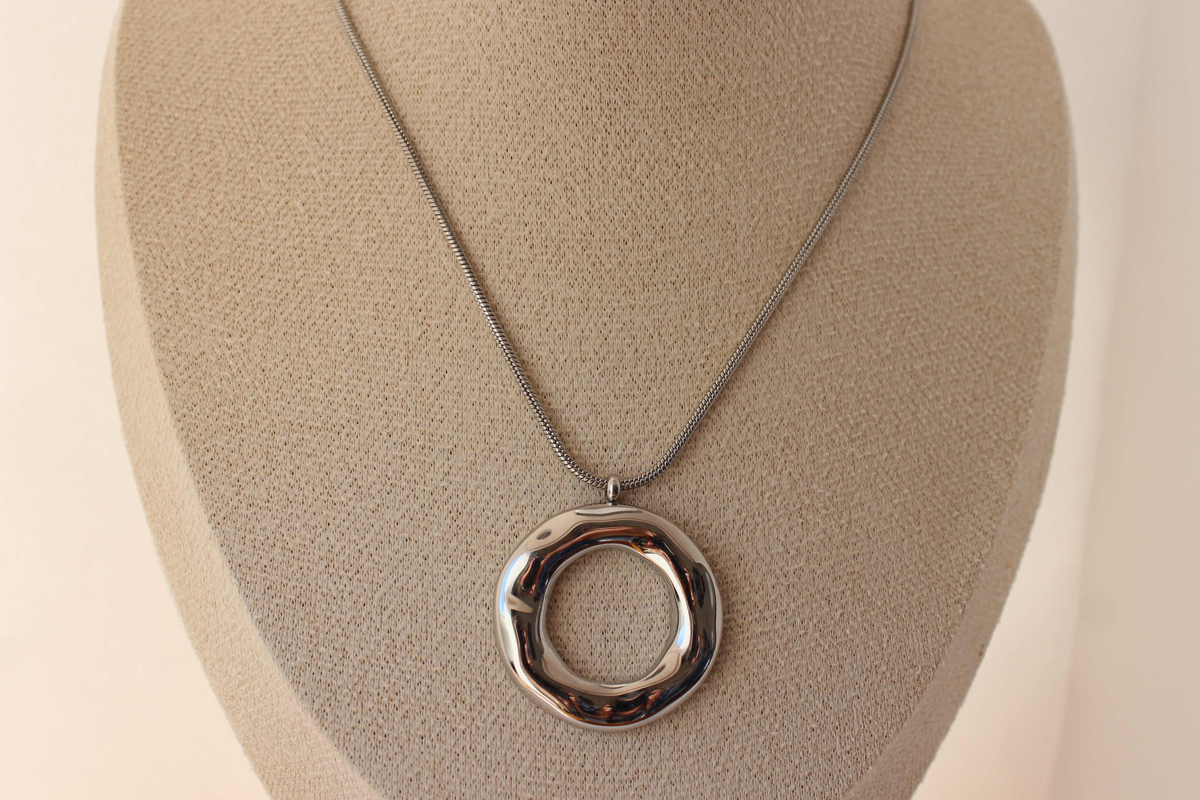 Collar Esencia