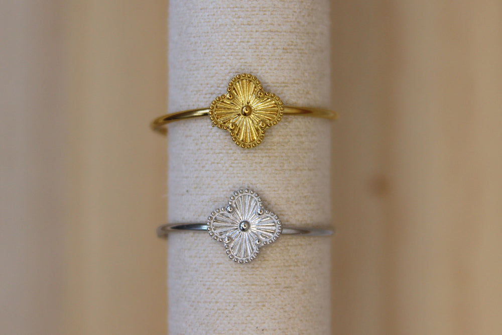 Anillo Trébol