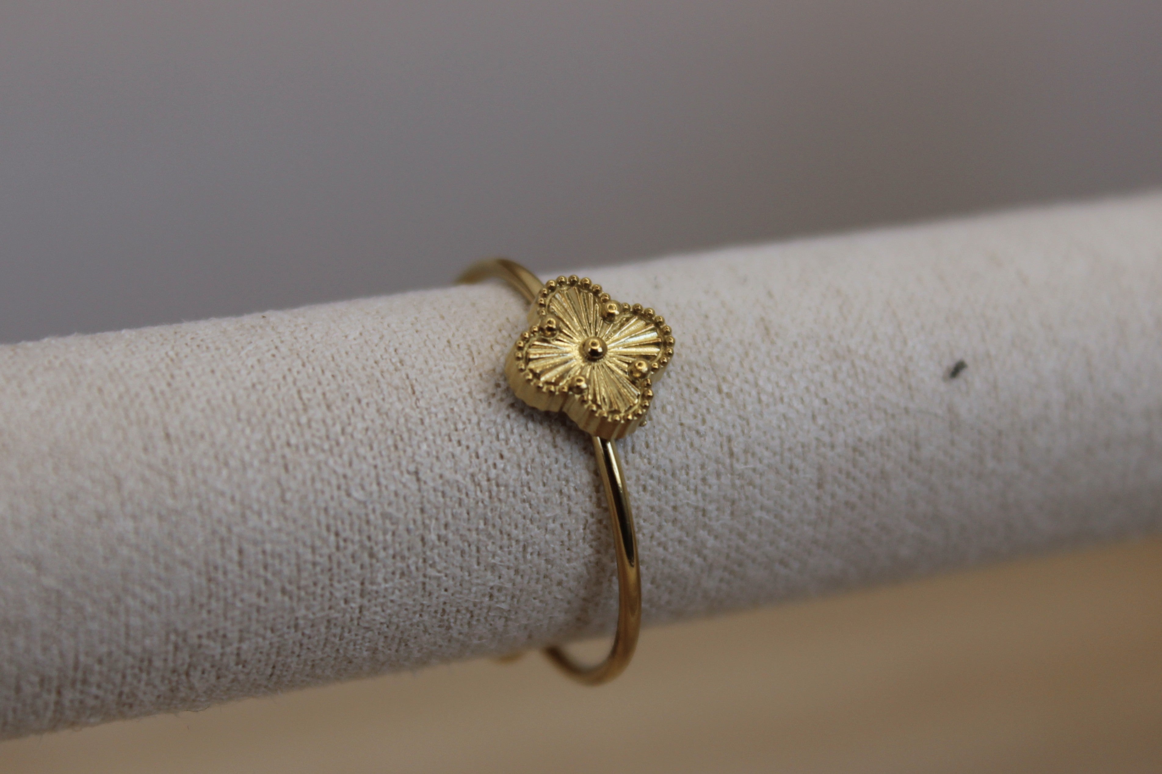 Anillo Trébol
